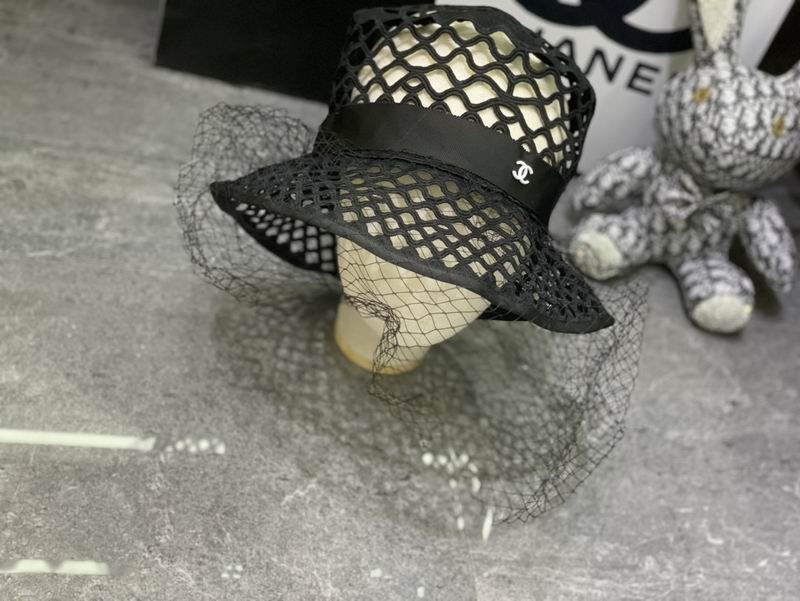 Chanel  top hat dx99